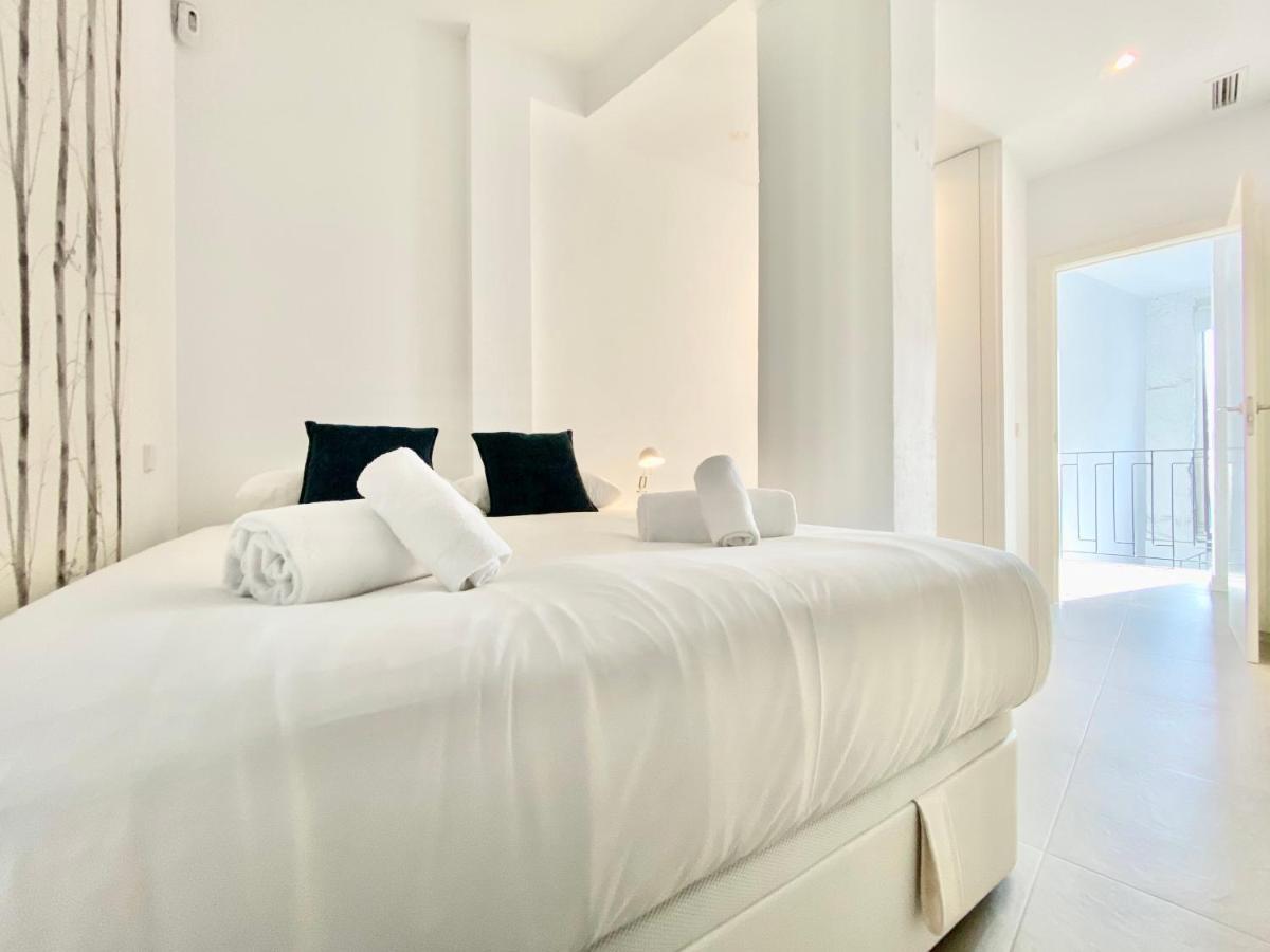 Tulem La Latina Apartment Мадрид Екстериор снимка