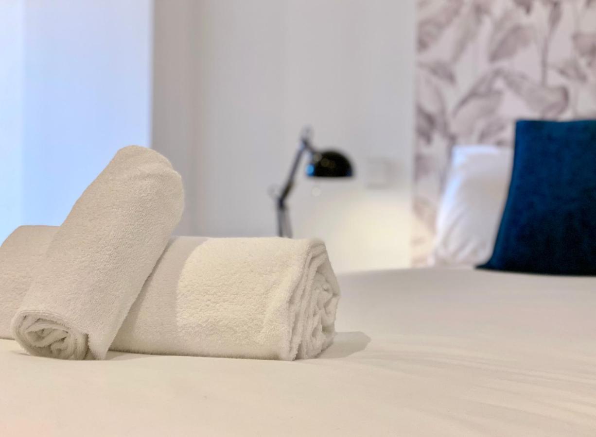 Tulem La Latina Apartment Мадрид Екстериор снимка